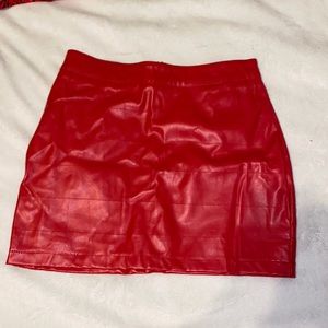 Red leather skirt size S